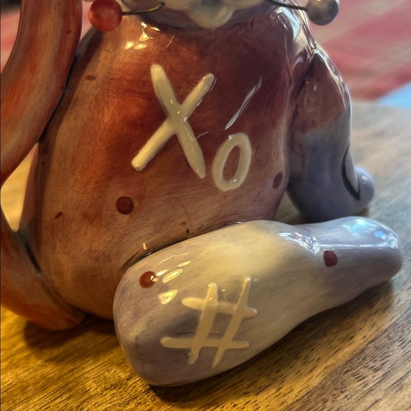 Vintage 2003 XO (Hugs and Kisses) FANCY Ceramic Kitty Cat Figurine Amy Lacombe - Picture 3 of 12